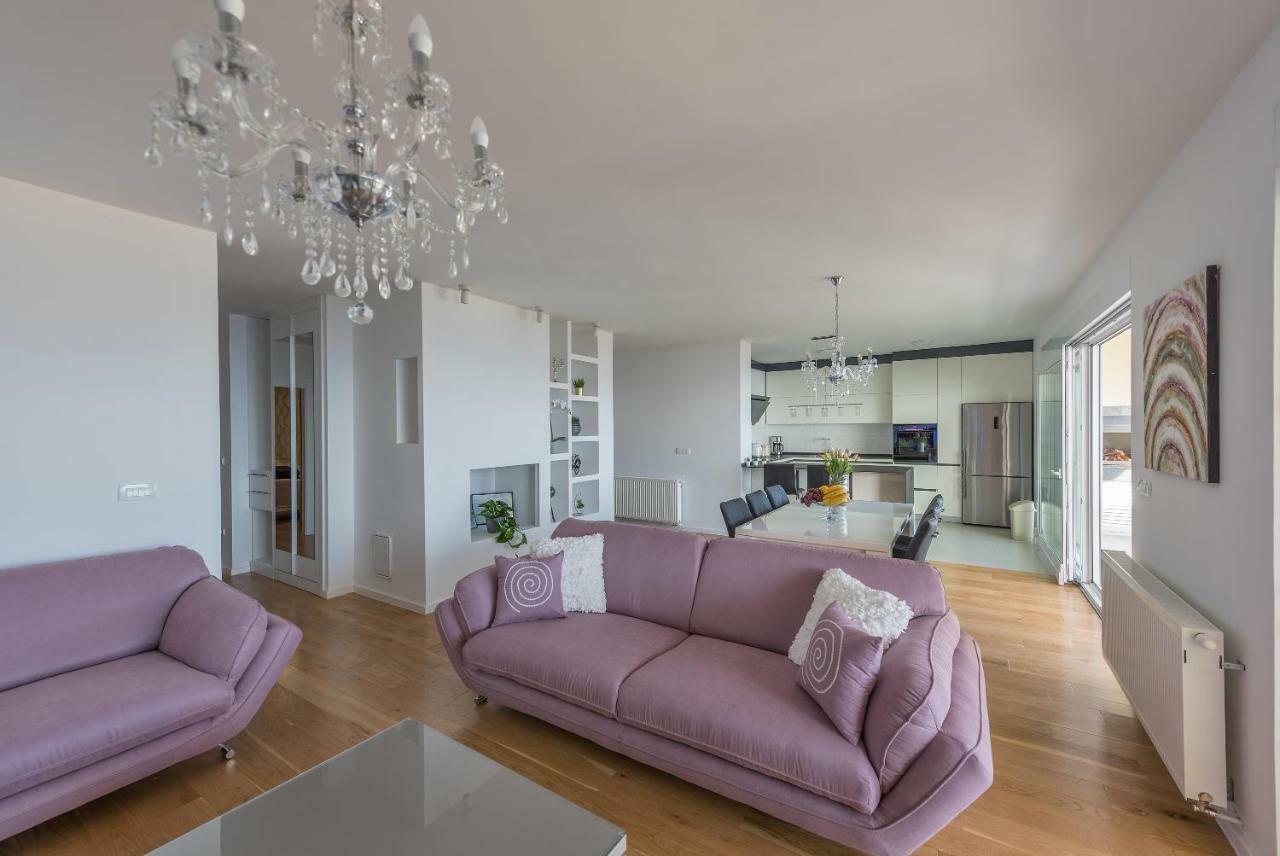 Penthouse Jure Apartment มาคาร์สกา ภายนอก รูปภาพ