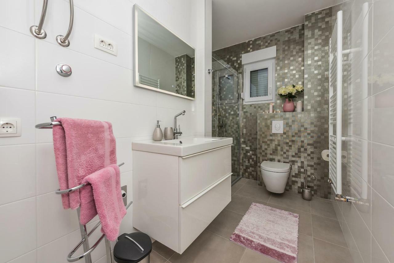 Penthouse Jure Apartment มาคาร์สกา ภายนอก รูปภาพ