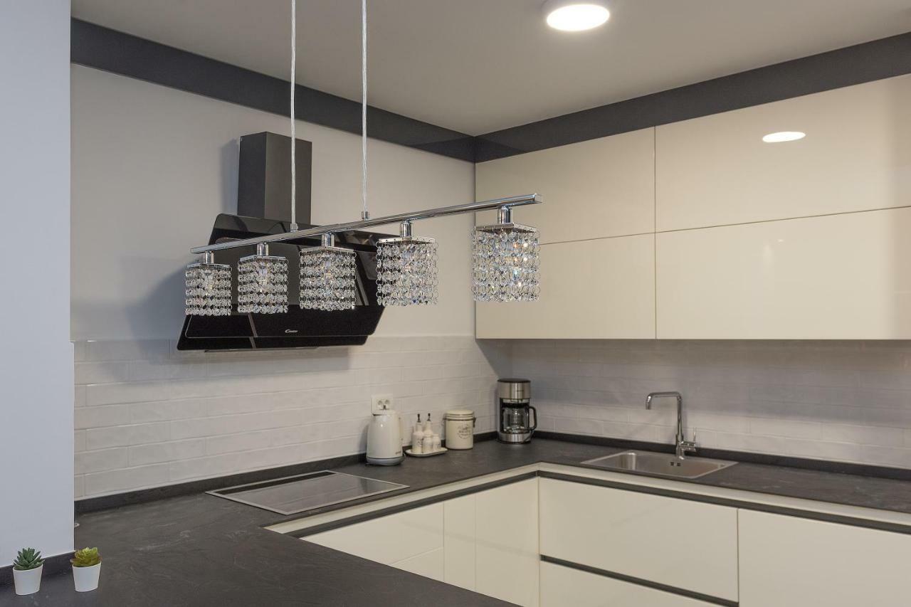 Penthouse Jure Apartment มาคาร์สกา ภายนอก รูปภาพ